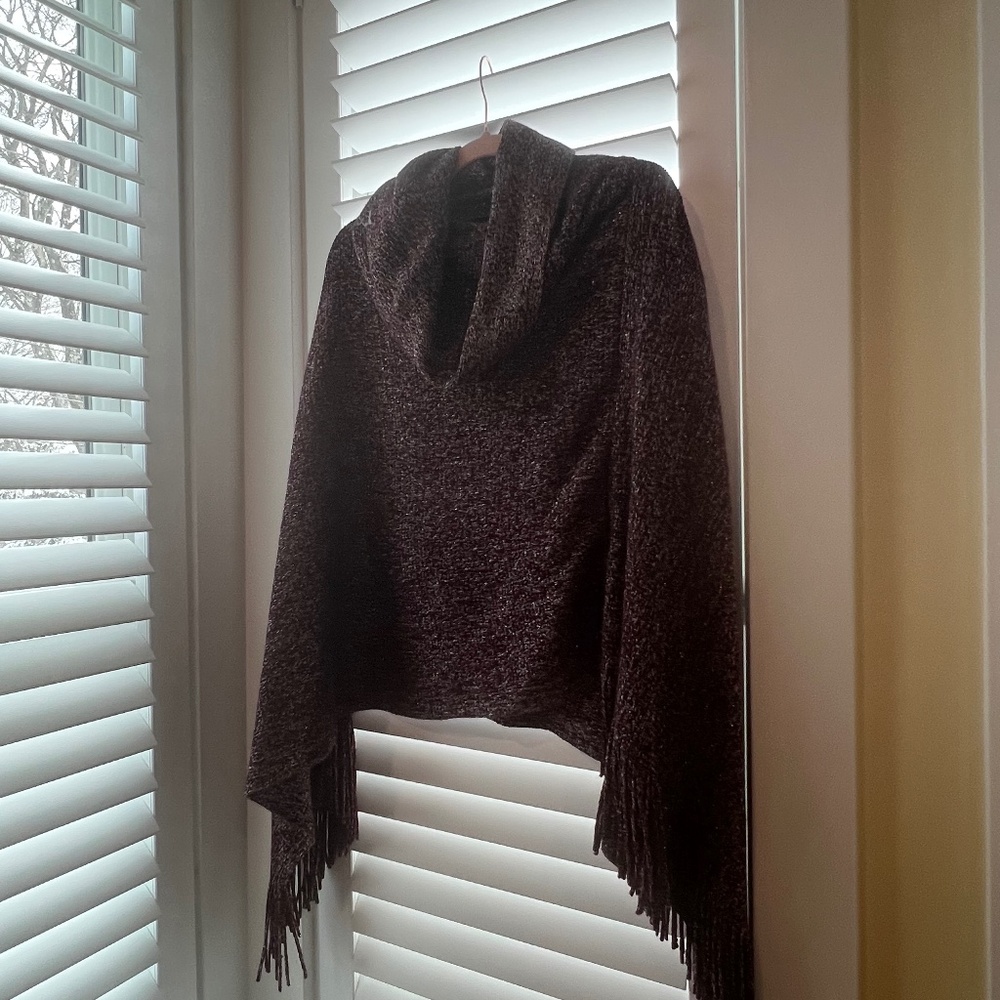 Mia & Tess Metallic Knit Sweater – One Size